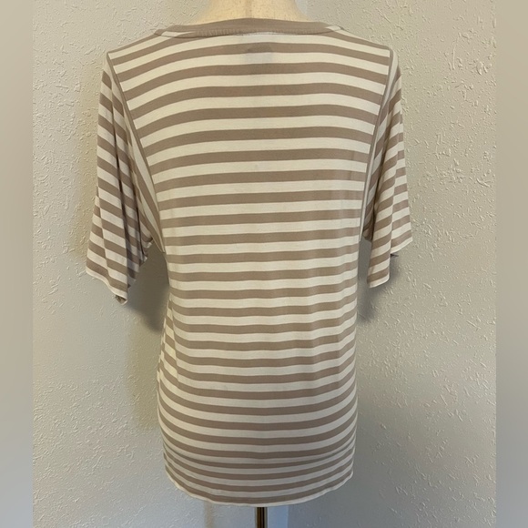 Chico’s Short Sleeve Scoop Neck T Shirt - Picture 4 of 6